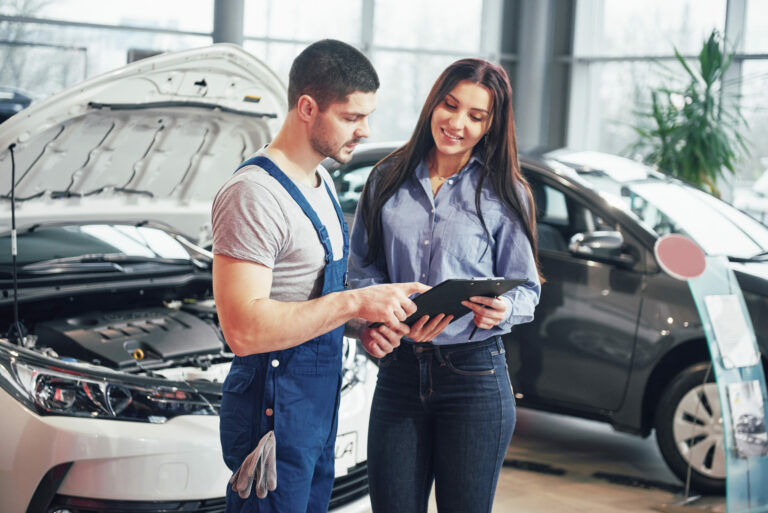 Dealer explaining about the car