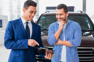 Read more about the article Tips & Qualifications to Become an Automotive Service Advisor